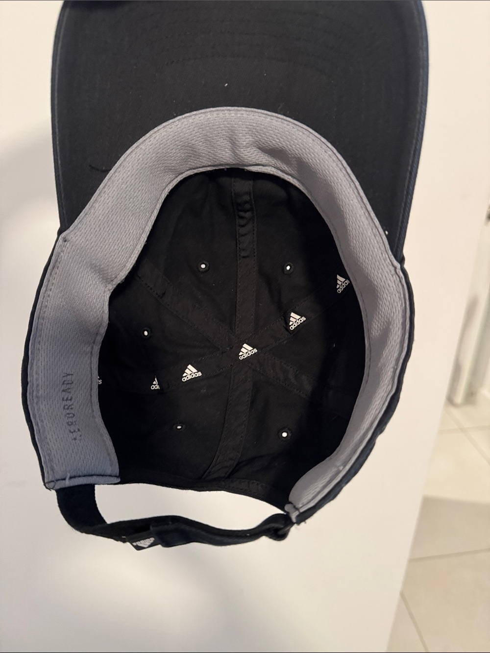 adidas Black Baseball Cap with White Logo - Picture 2 of 4